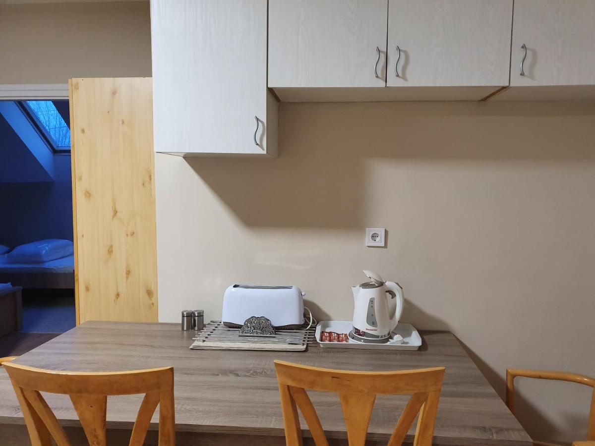 Bella Apartman Szegedin Exterior foto